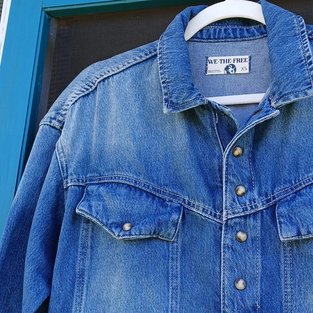 We The Free Denim Jumpsuit NWT Size XS Jeans Townes Coverall - Picture 6 of 16